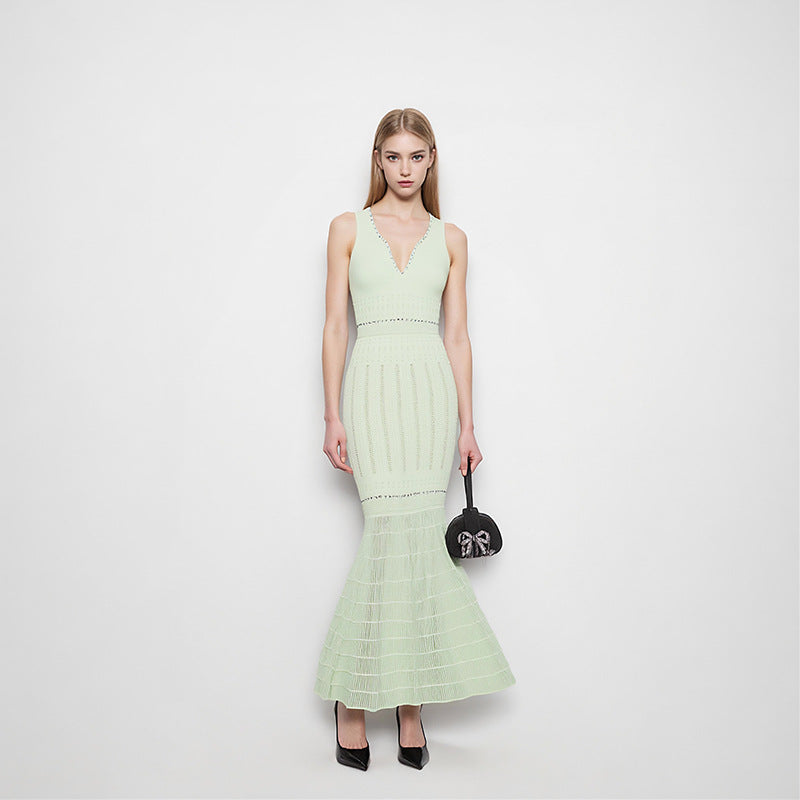 V-Neck Sleeveless Dress Women High Waist Beaded Fishtail Midi