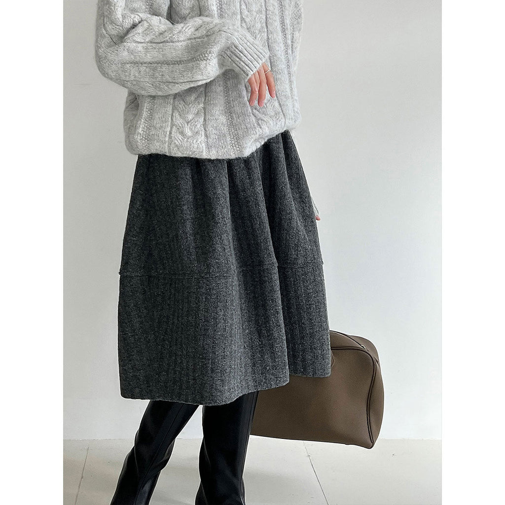 Retro new woolen skirt autumn and winter Korean version medium and long skirt pleated and thin A-shaped skirt