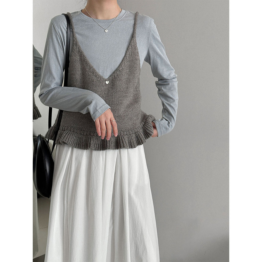 Gentle V-neck ruffle edge knitted vest women's 26 early spring new stacked wear versatile suspender top