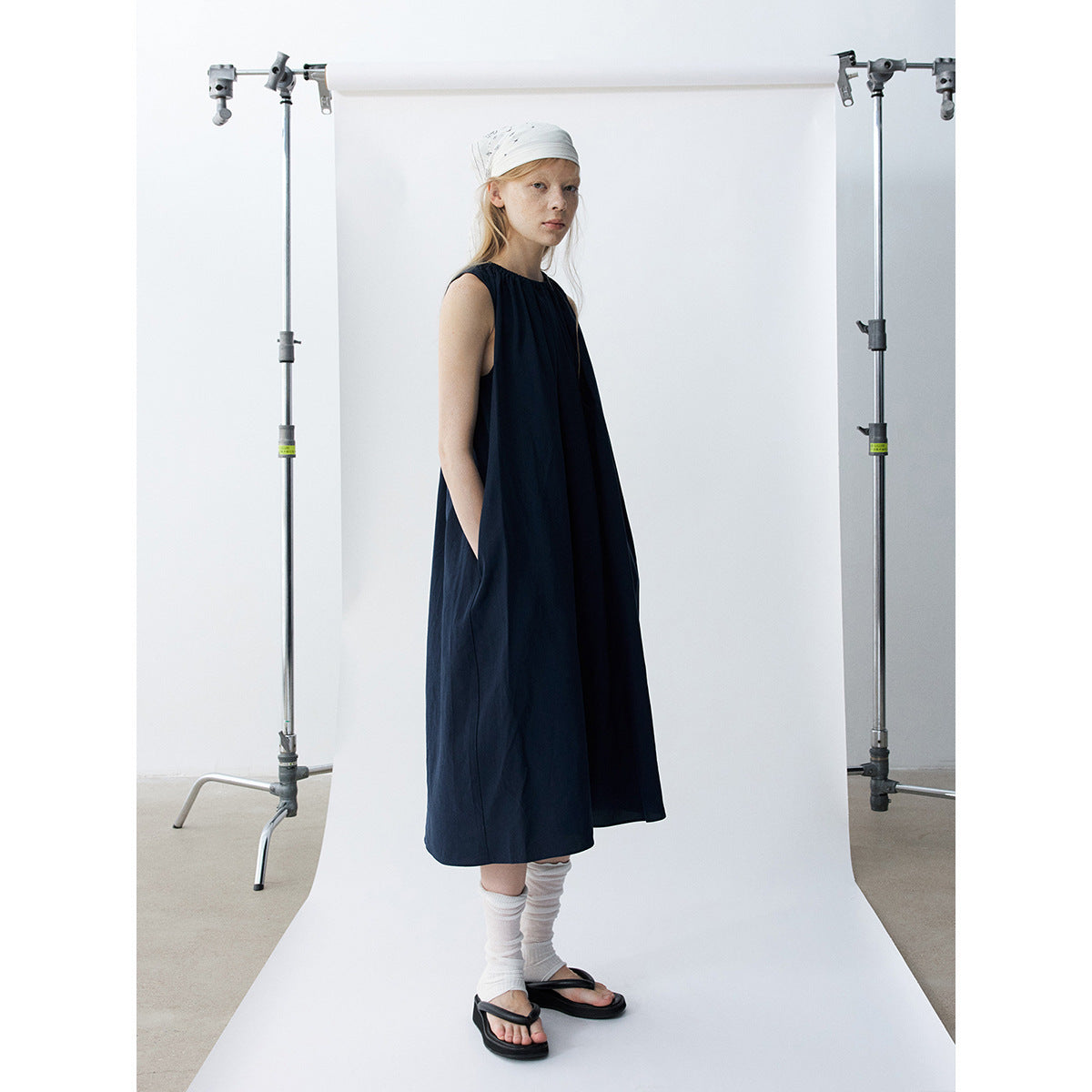 Summer new casual round neck tencel hemp pleated solid color medium and long vest skirt