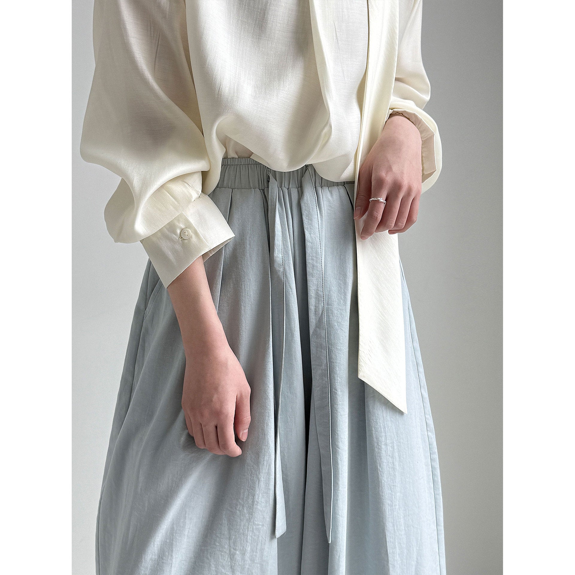 Japanese simple elastic waist drawstring hanging casual pants women's early spring new loose wide-leg trousers