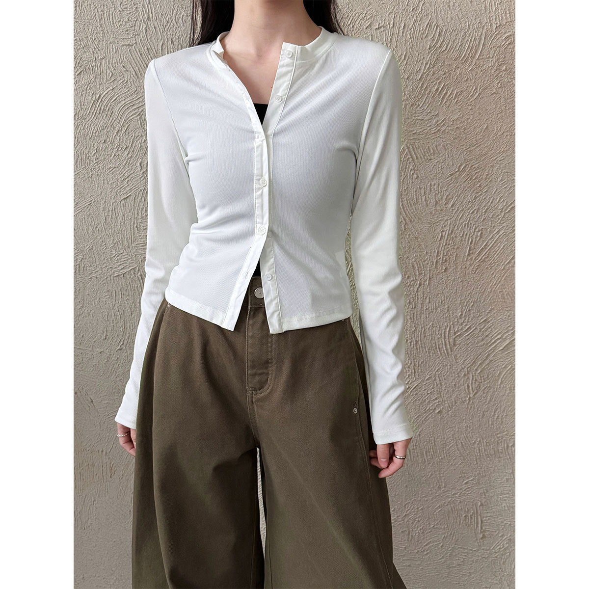 Simple design single-breasted slim-fitting knitted T-shirt bottoming shirt for women to wear thin long-sleeved cardigan