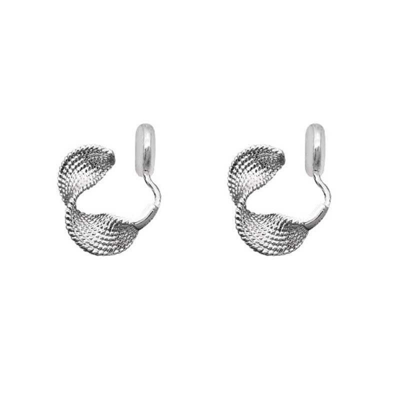 French simple niche design sense twist metal earrings, advanced sense ear clips, no ear holes, mosquito coil disc earrings