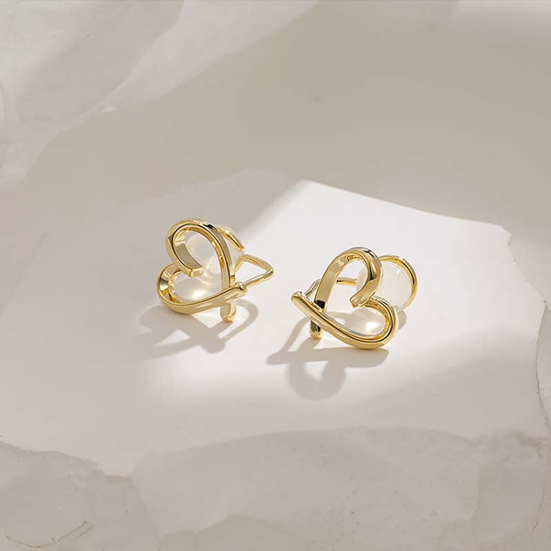 Daily commuting versatile love ear clips women can wear without pierced ears, no need to take off earrings when sleeping, temperament peach heart earrings