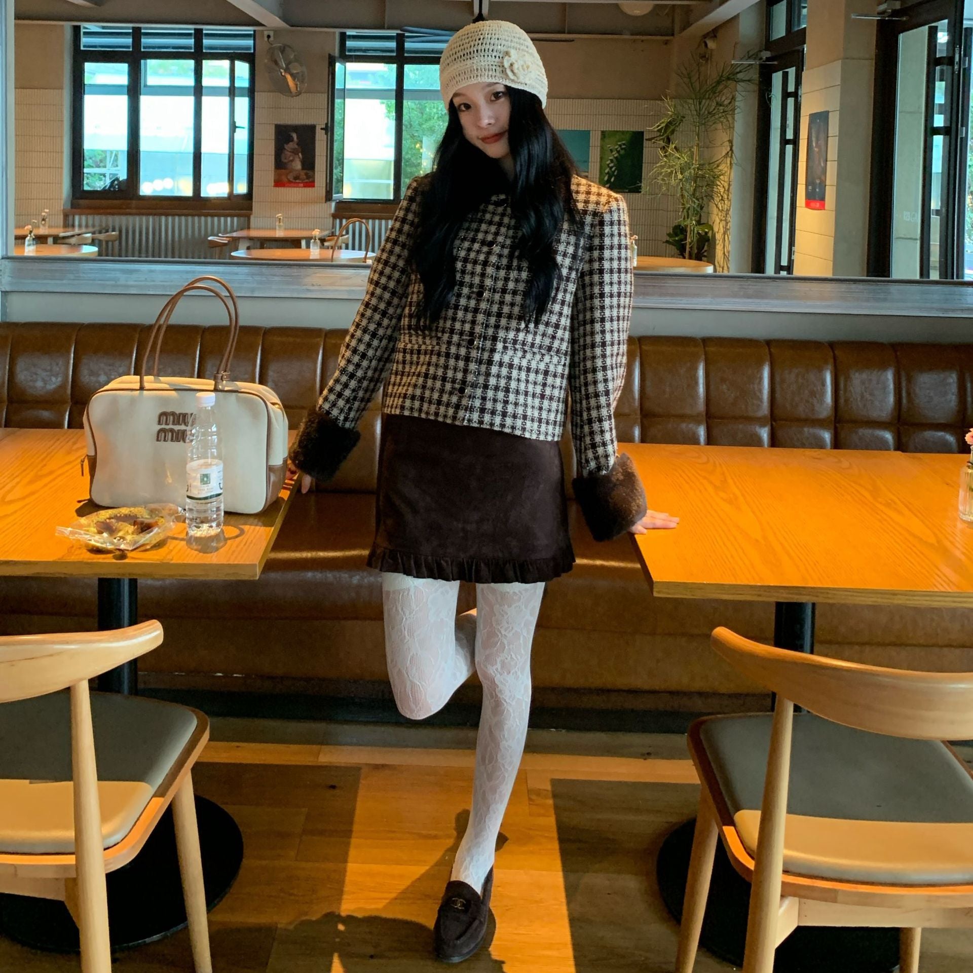 Coffee short skirt with fungus edge hem skirt