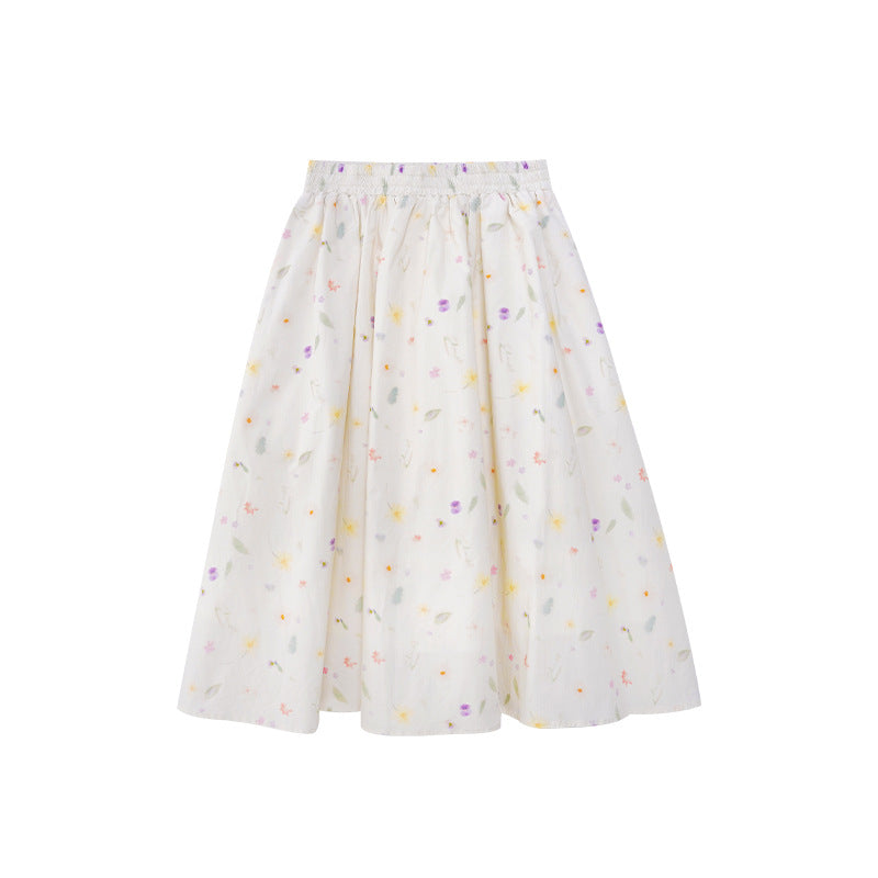 Xiaoqing dear, sweet age-reducing floral a-word skirt.