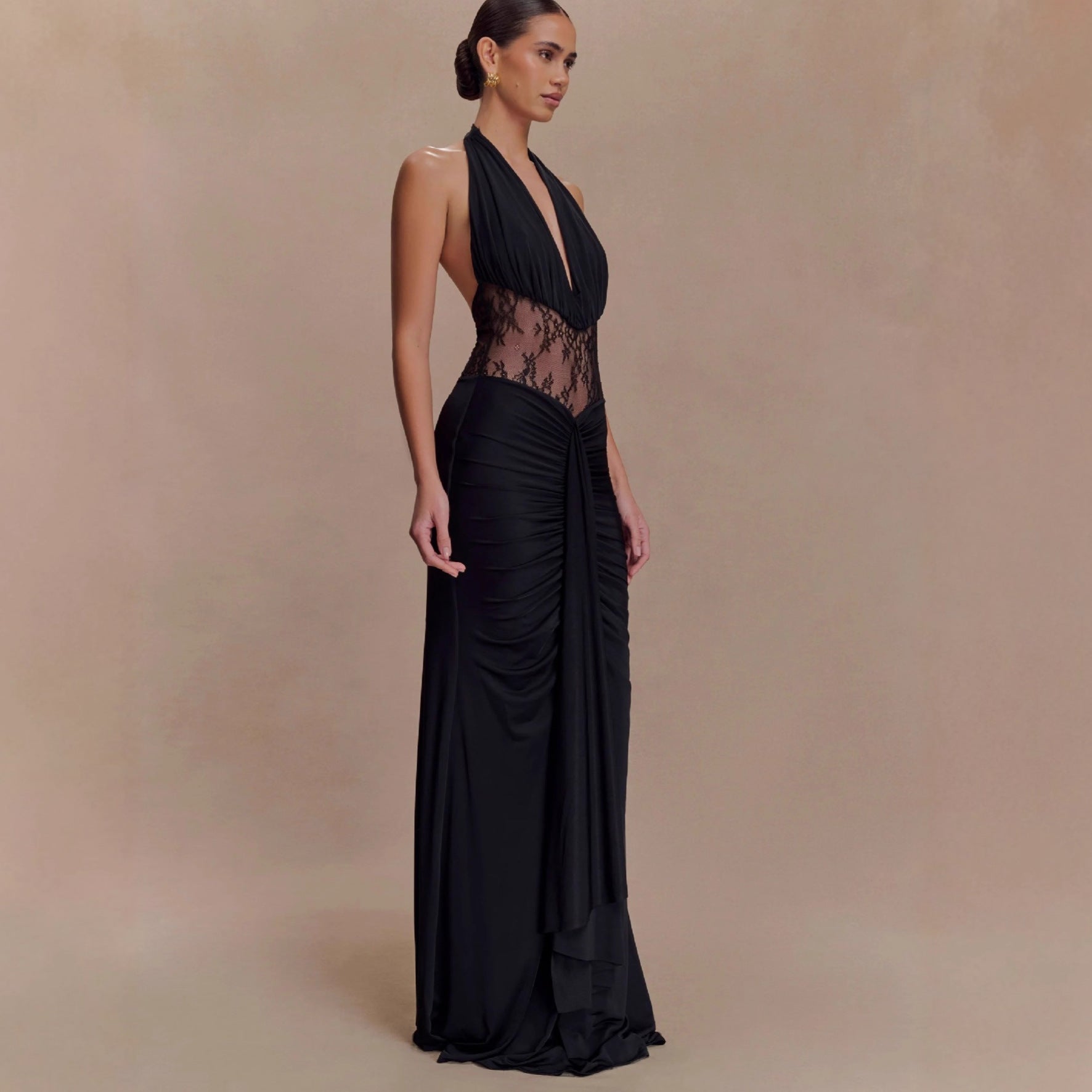 Sexy cut-out backless streamer lace dress