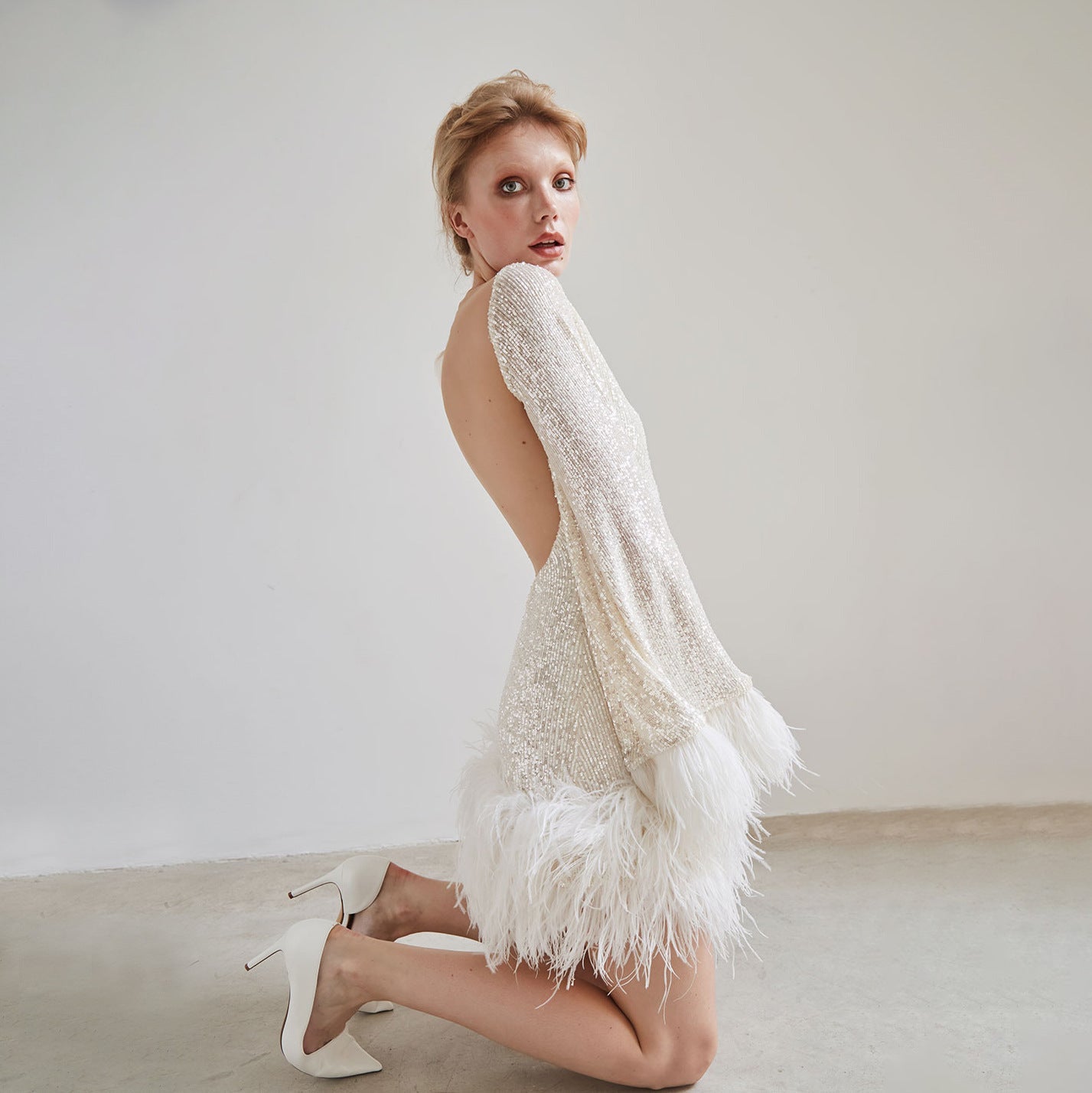 Waist Sexy Short Dress Dress Big Halter Long Sleeve Sequin Feather Dress