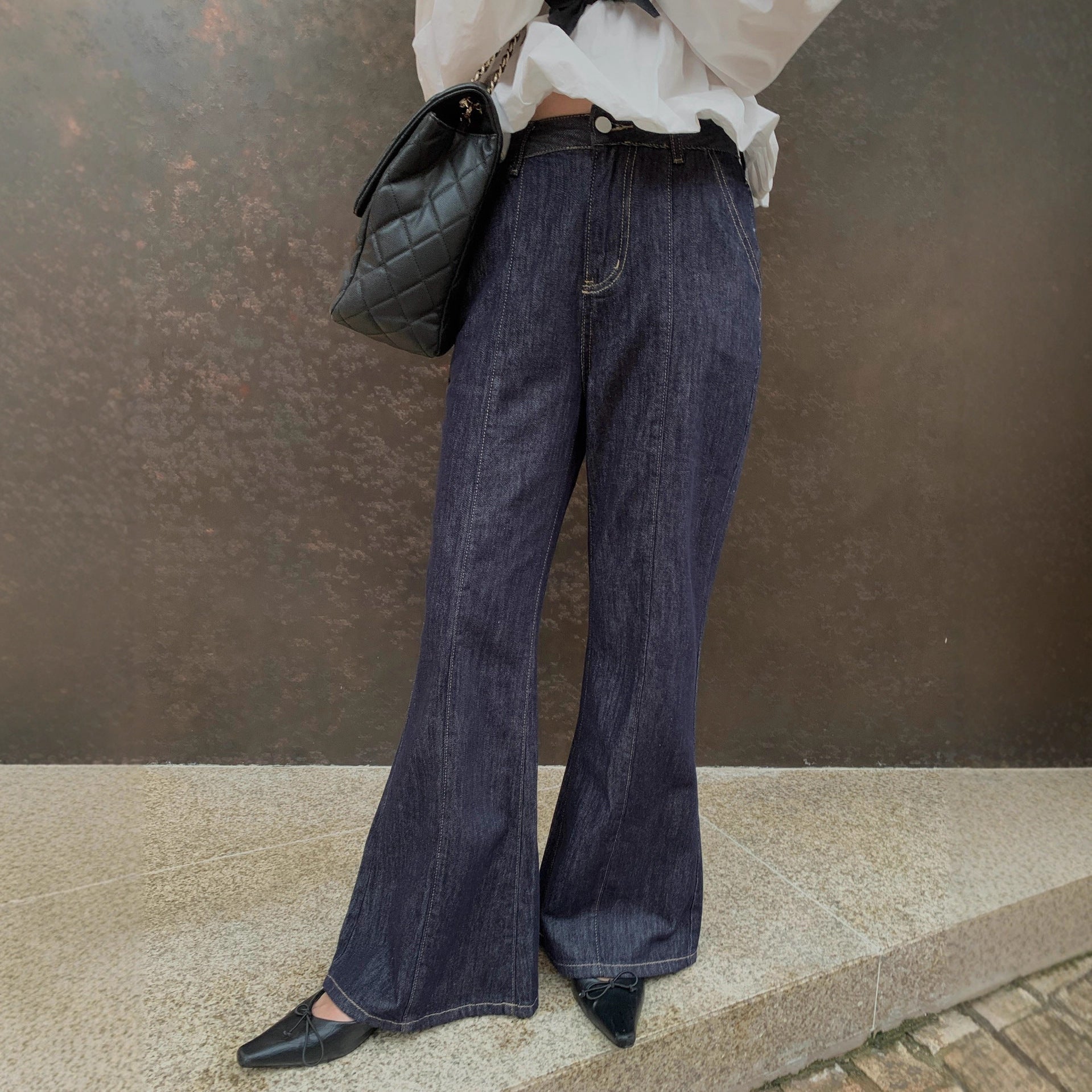 Versatile cotton dark blue high-waisted micro-pull jeans