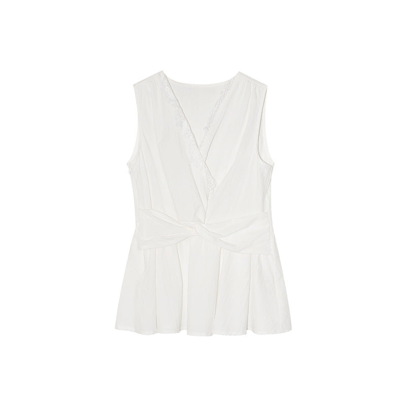 Lace v-neck kink design sleeveless top