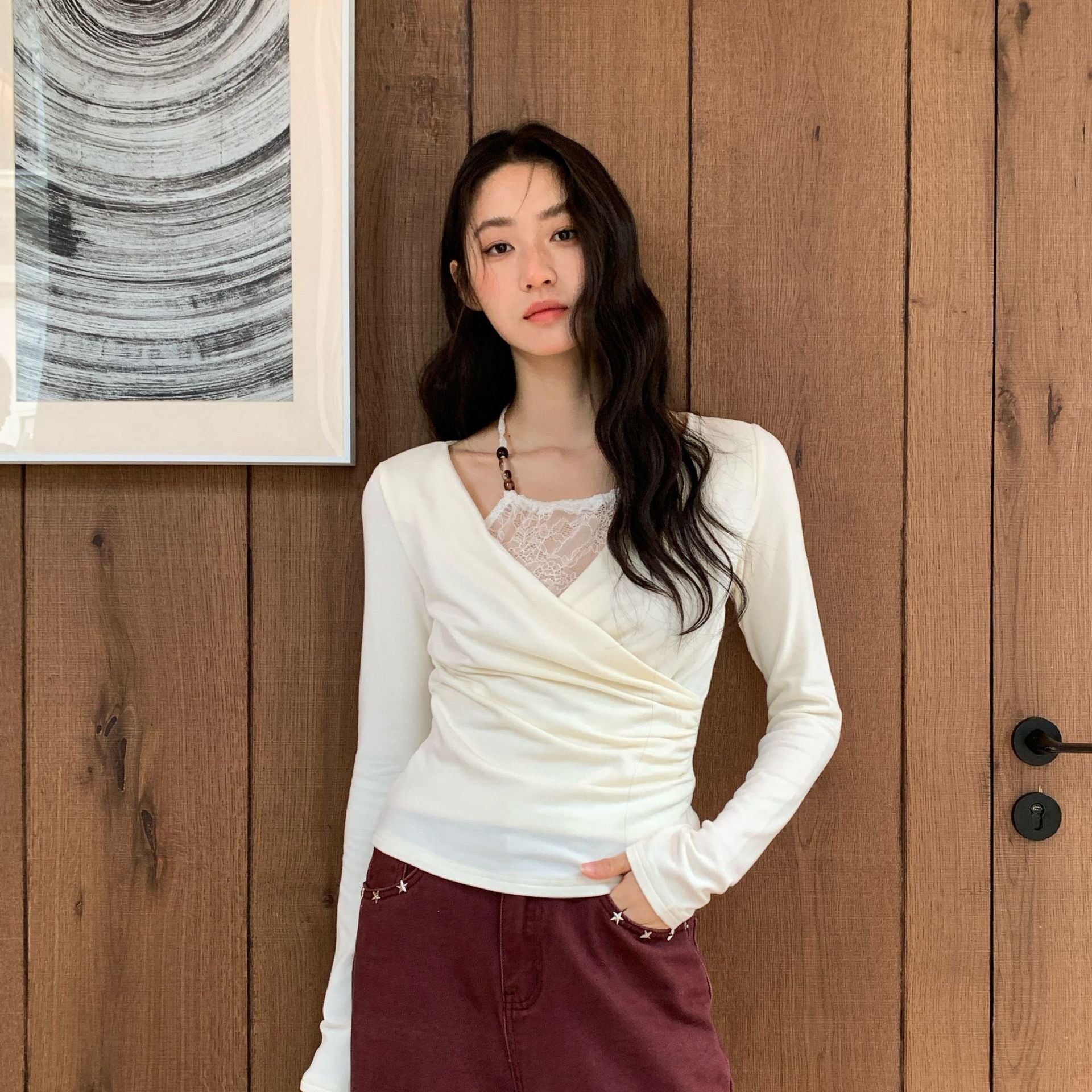 Sexy splicing lace slim neck long sleeve T-shirt