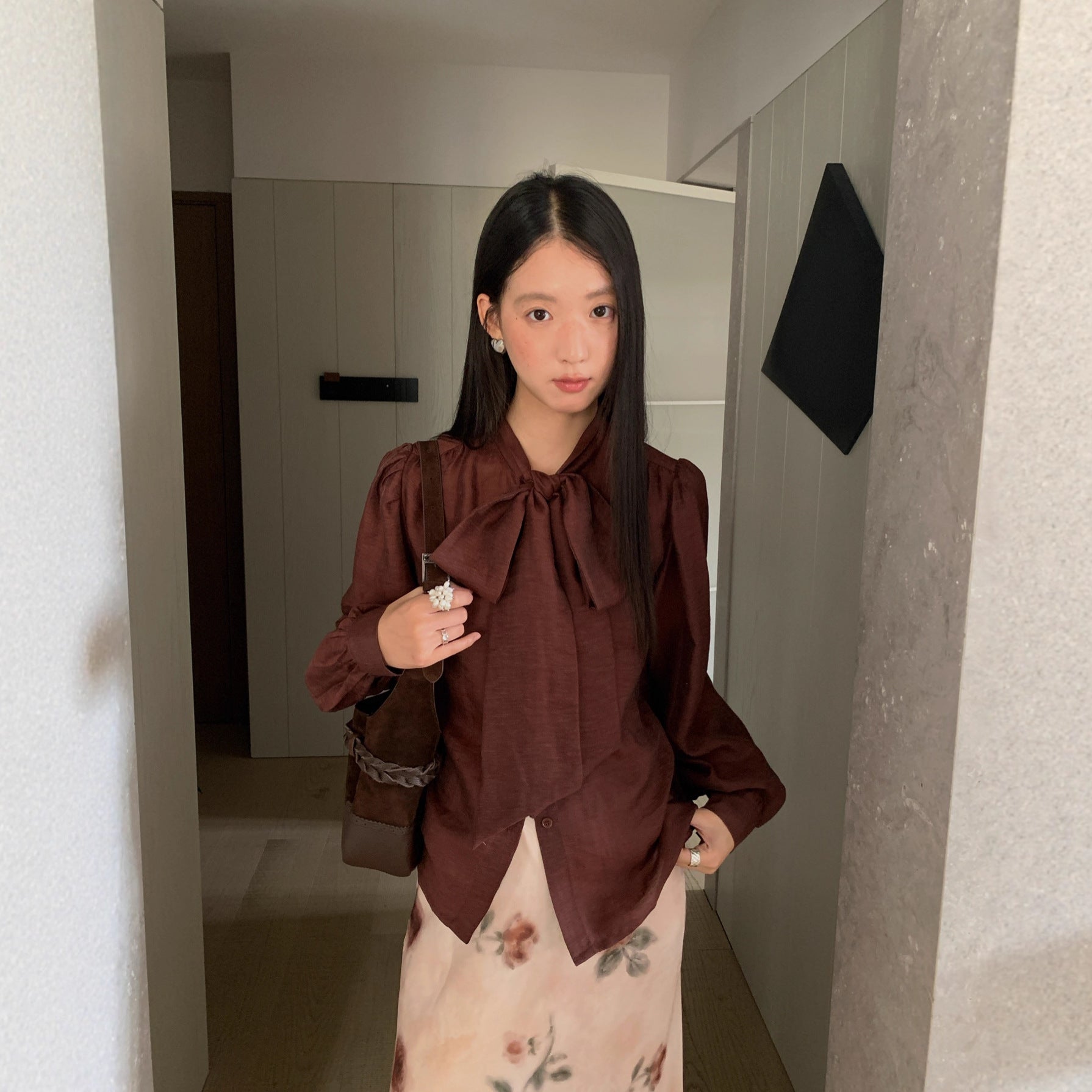 Temperament Tencel cotton tie-up collar long-sleeved bow shirt