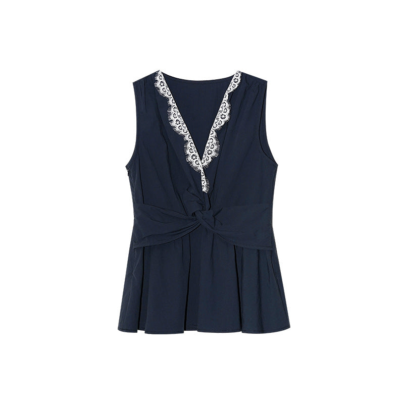 Lace v-neck kink design sleeveless top