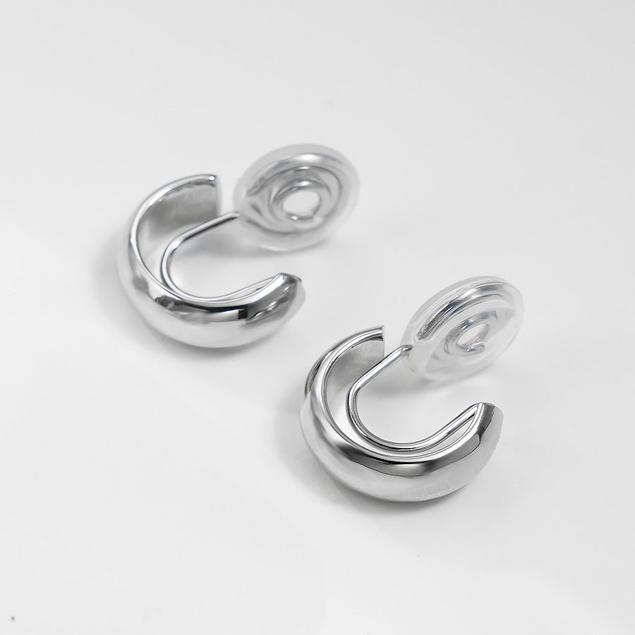 Small C-shaped smooth geometric pattern incense plate ear clips, women can wear earrings without ear piercings, temperament earrings factory direct sales