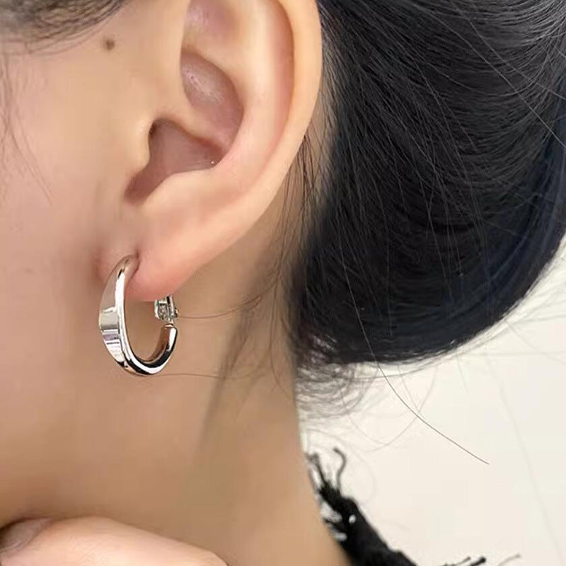 S925 Silver Needle Black Metal Glossy Plain Ring Earrings Women's Sweet Cool Style Fashion Personality Earrings