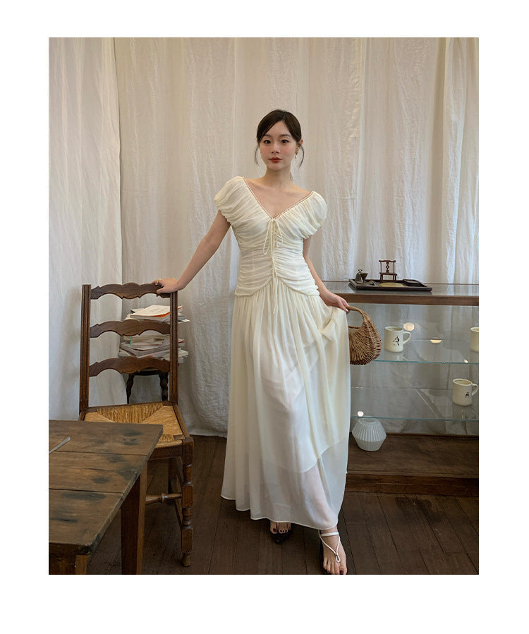 V-neck temperament waist pleated dress