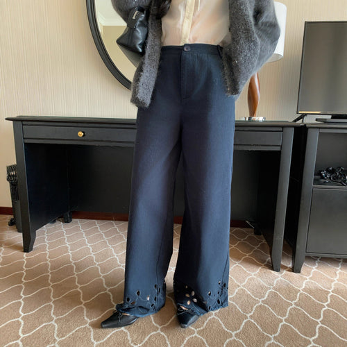 Age-reducing versatile hollow lace mid-rise straight casual pants