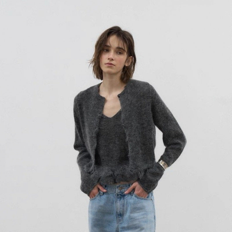 Lotus leaf edge solid color skin-friendly knitted cardigan suspender vest two-piece set