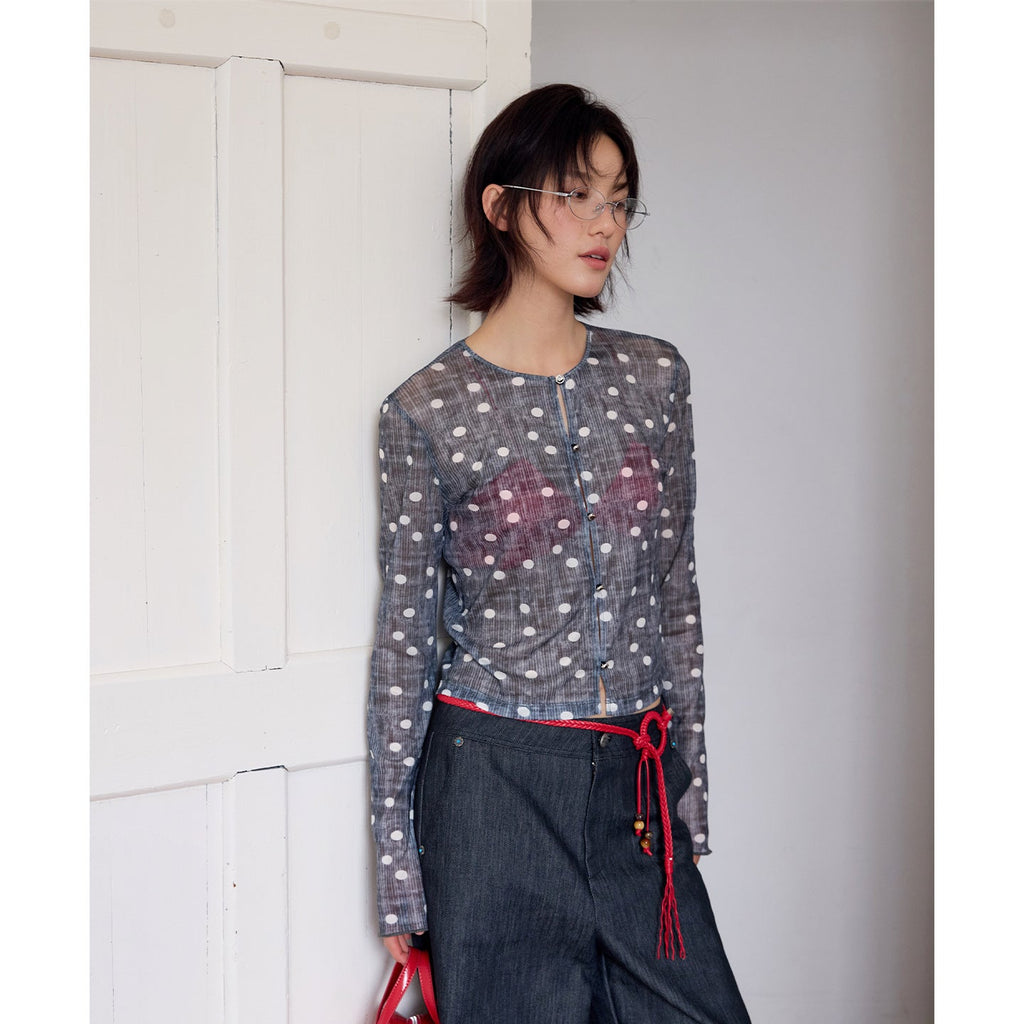Fold on top of long-sleeved top