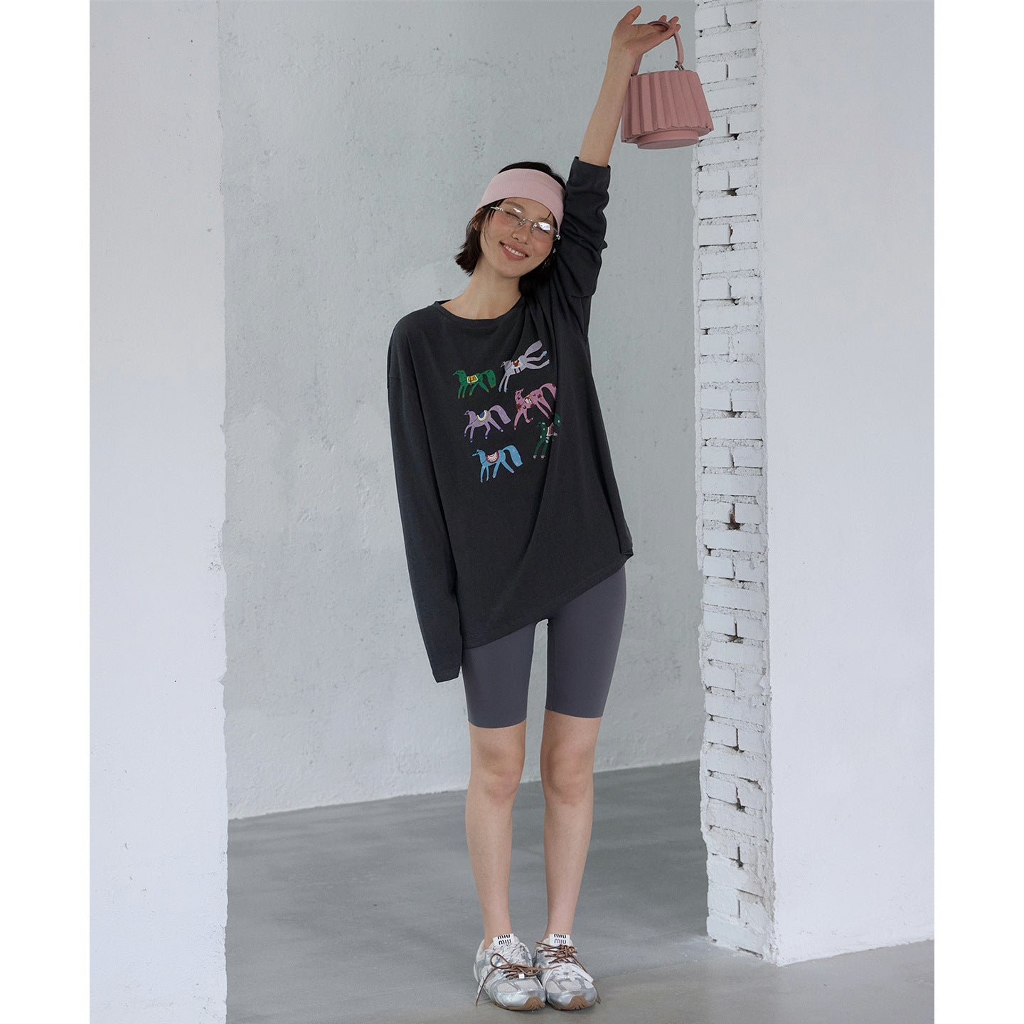 Flax mulberry silk pony print embroidered T-shirt
