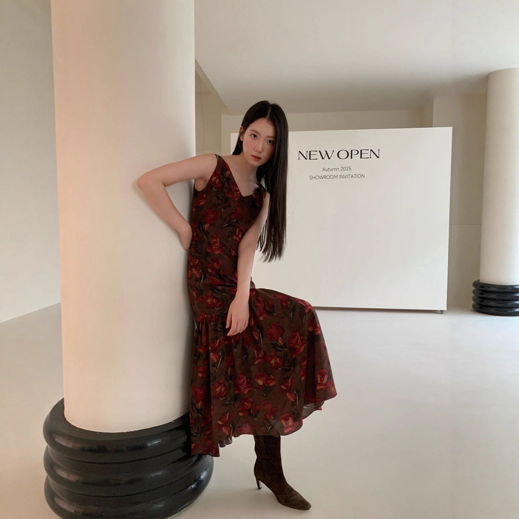 Rose print v-neck sleeveless tank top dress