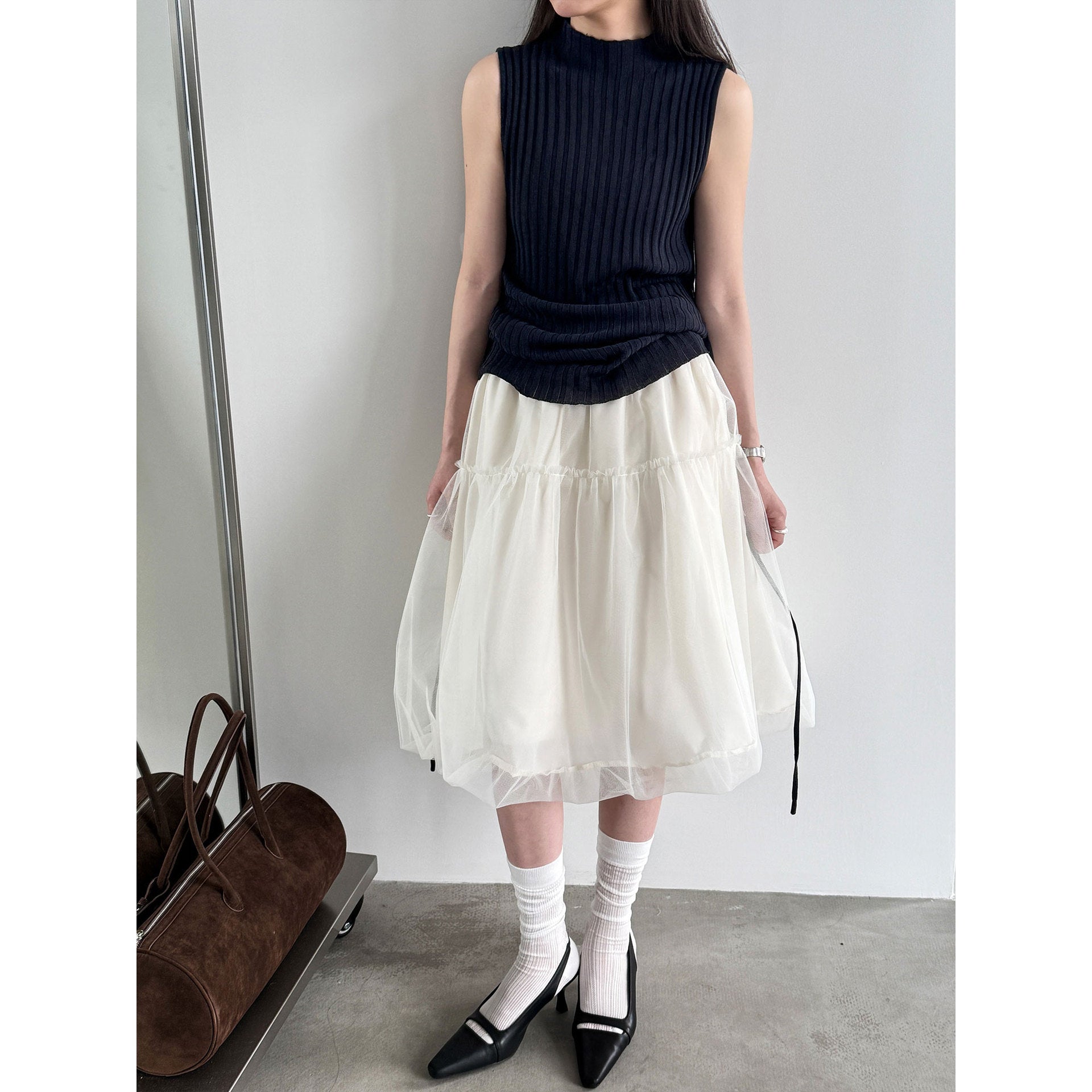 Semi-turtleneck simple sleeveless knitted vest women's 26 spring new slim-fit strap bottoming top