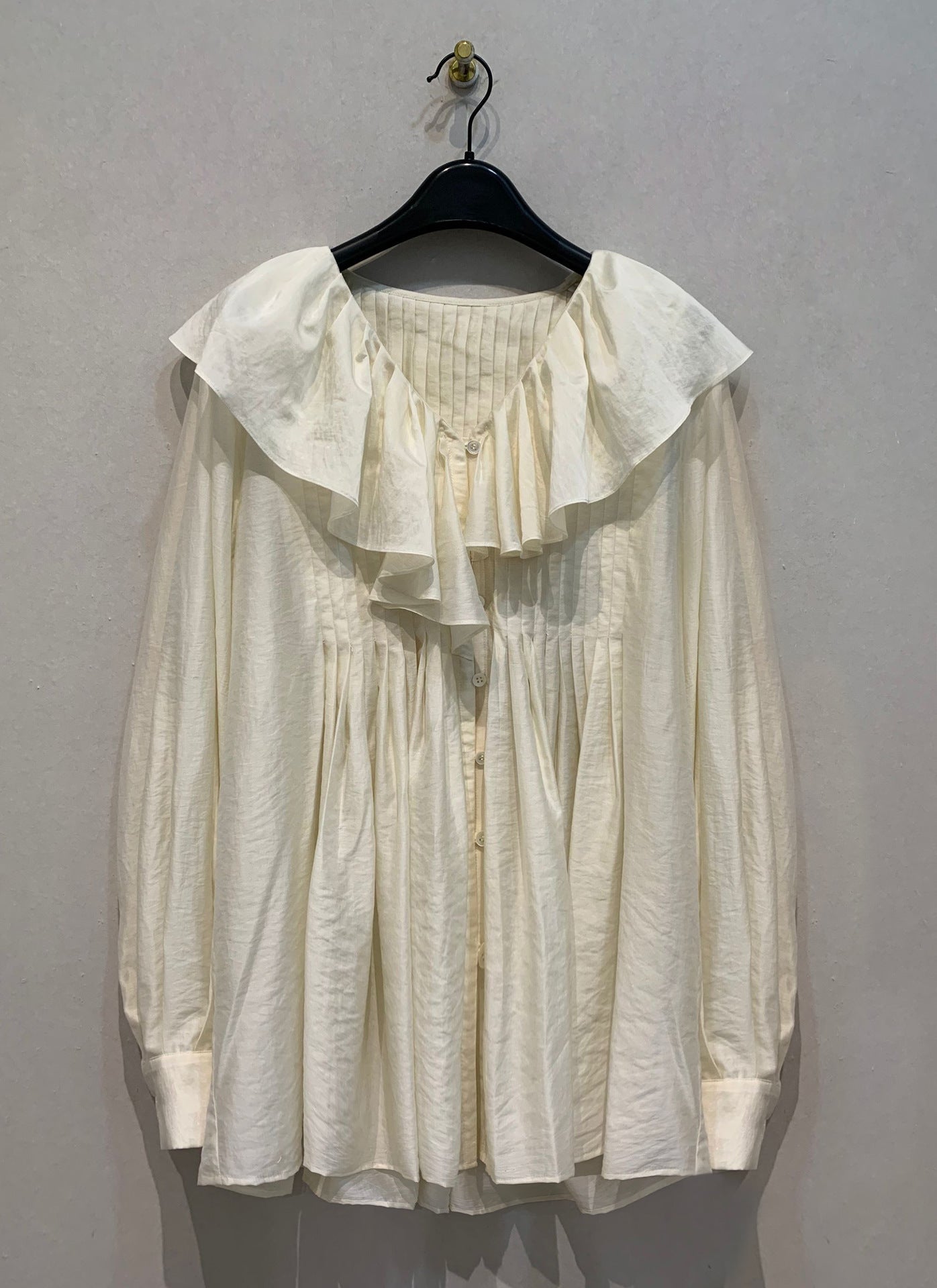 Spring and summer retro ruffle edge loose shirt
