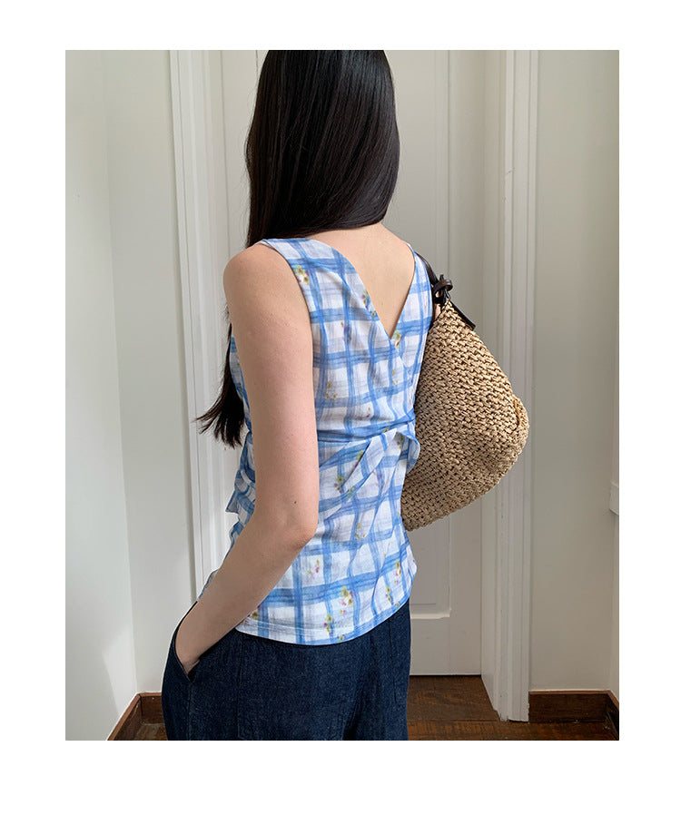 Sweet age-reducing plaid v-neck sleeveless sling top