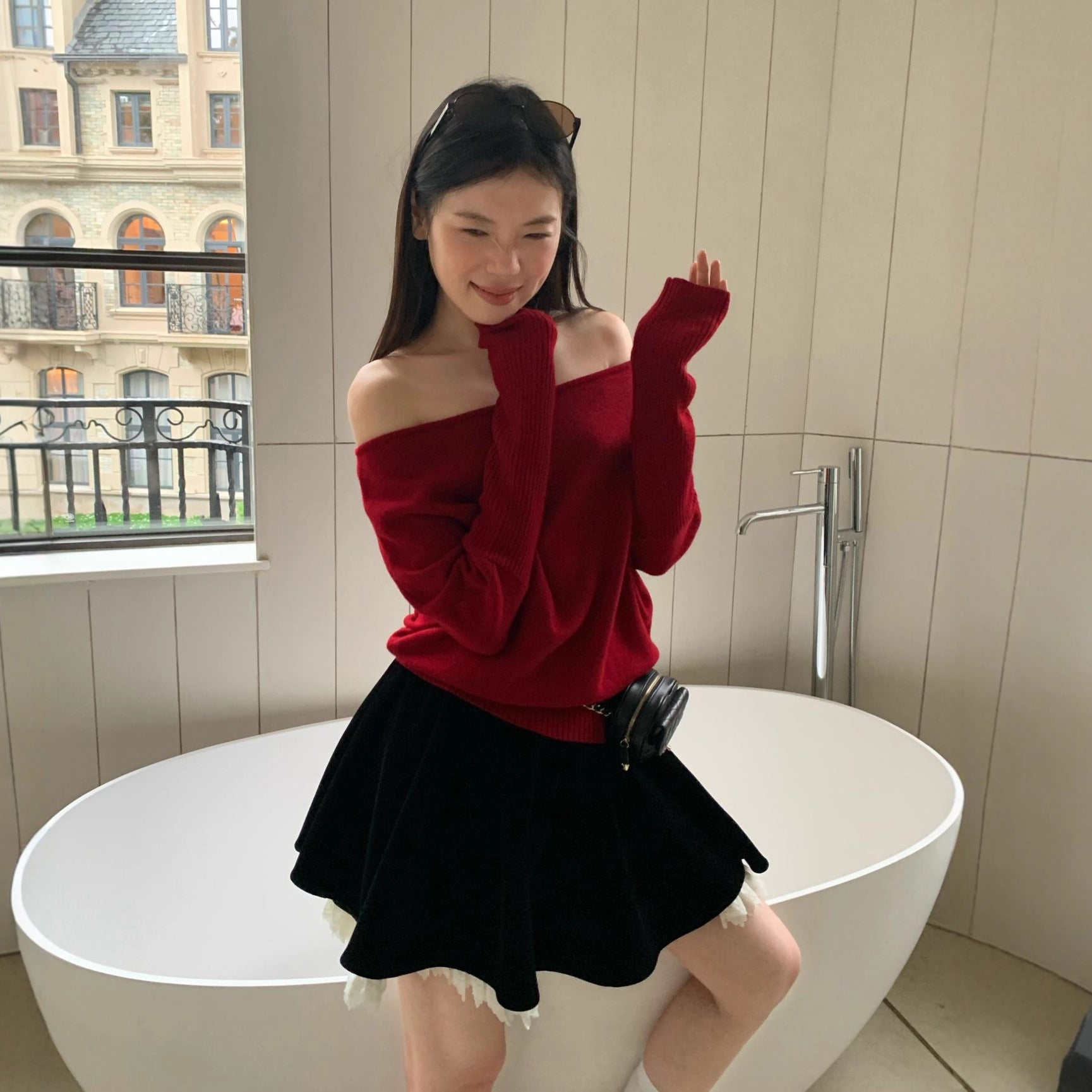 Multi-color all-wool pit strip long-sleeved slanted shoulder two-wear pullover sweater