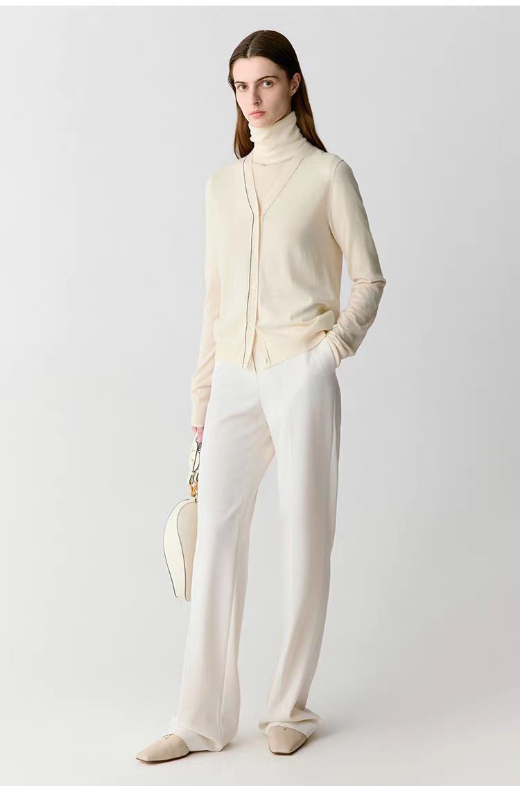 V-Neck Long Sleeve Cardigan Women Regular Fit Cashmere Knit Sweater