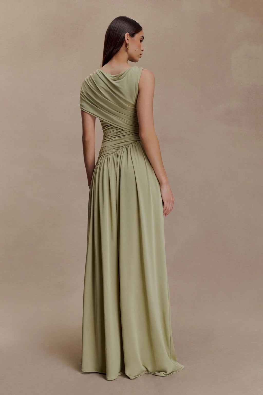 Fashion sexy pleated slanted shoulder vacation style vest skirt irregular waist dress