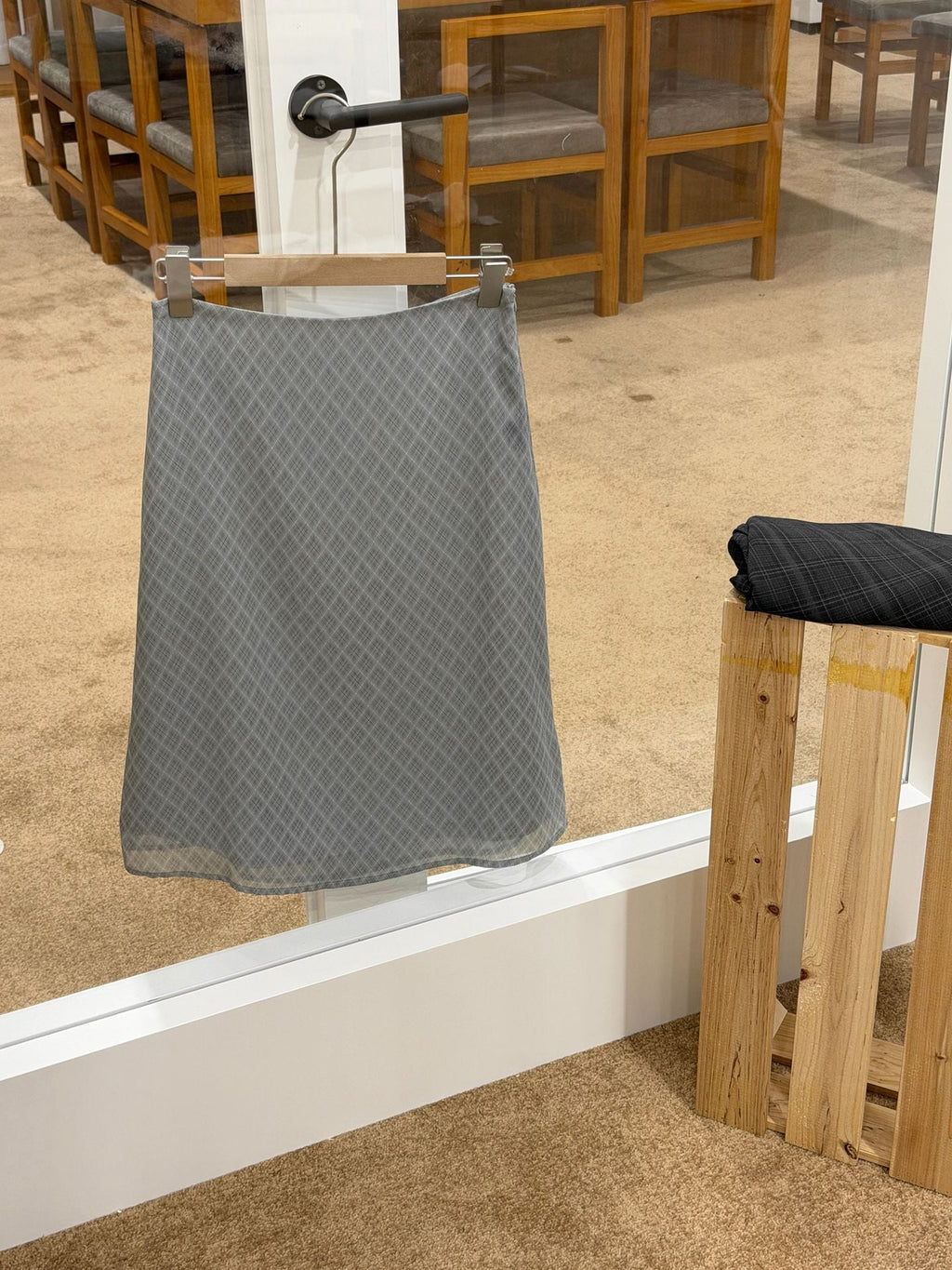 Light chiffon plaid print anti-light skirt
