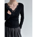 Korean gentle V-neck lace bottoming shirt women's early spring splicing knitted slim inner top