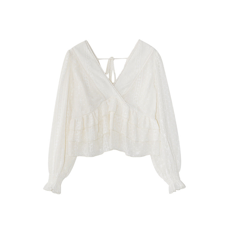 Chic design ruffled long-sleeved v-neck shirt