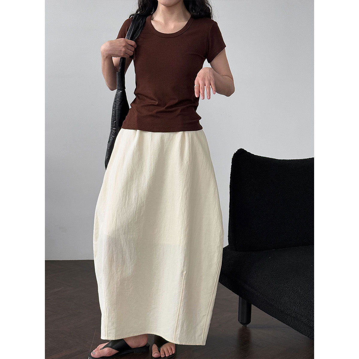 Huge comfort~ Tencel wool shoulder U-neck short-sleeved T-shirt women's summer commuting slim-fitting and thin top