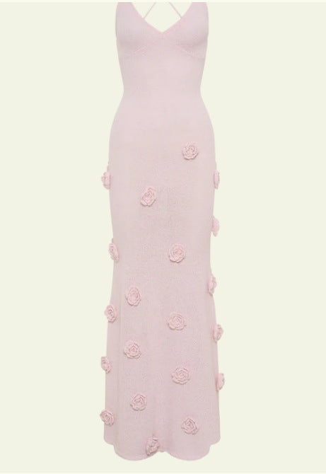 New suspender skirt sexy dress, three-dimensional flower knitted halter strap hip-wrapped dress