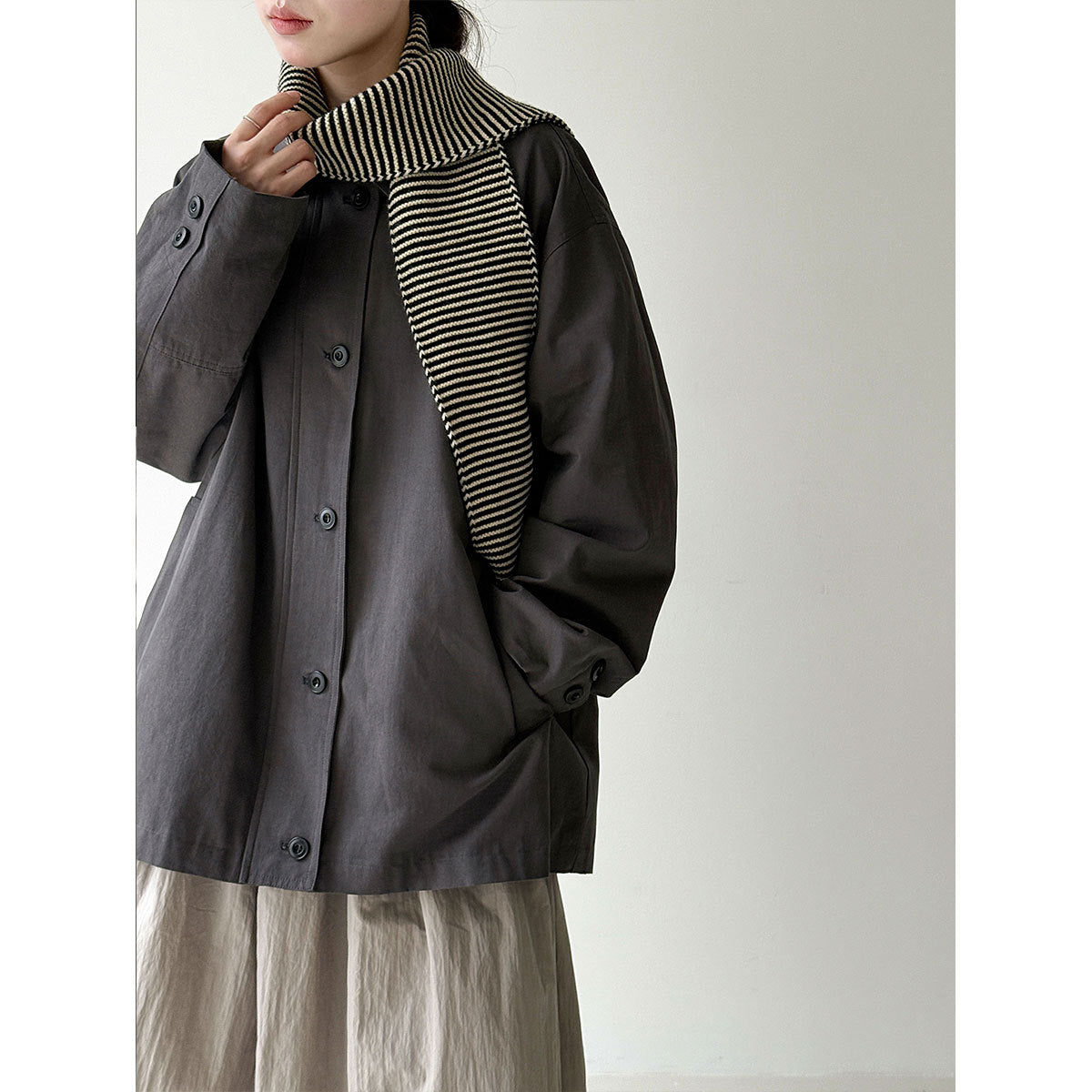 Japanese casual white trench coat women's spring new loose lapel casual cargo coat