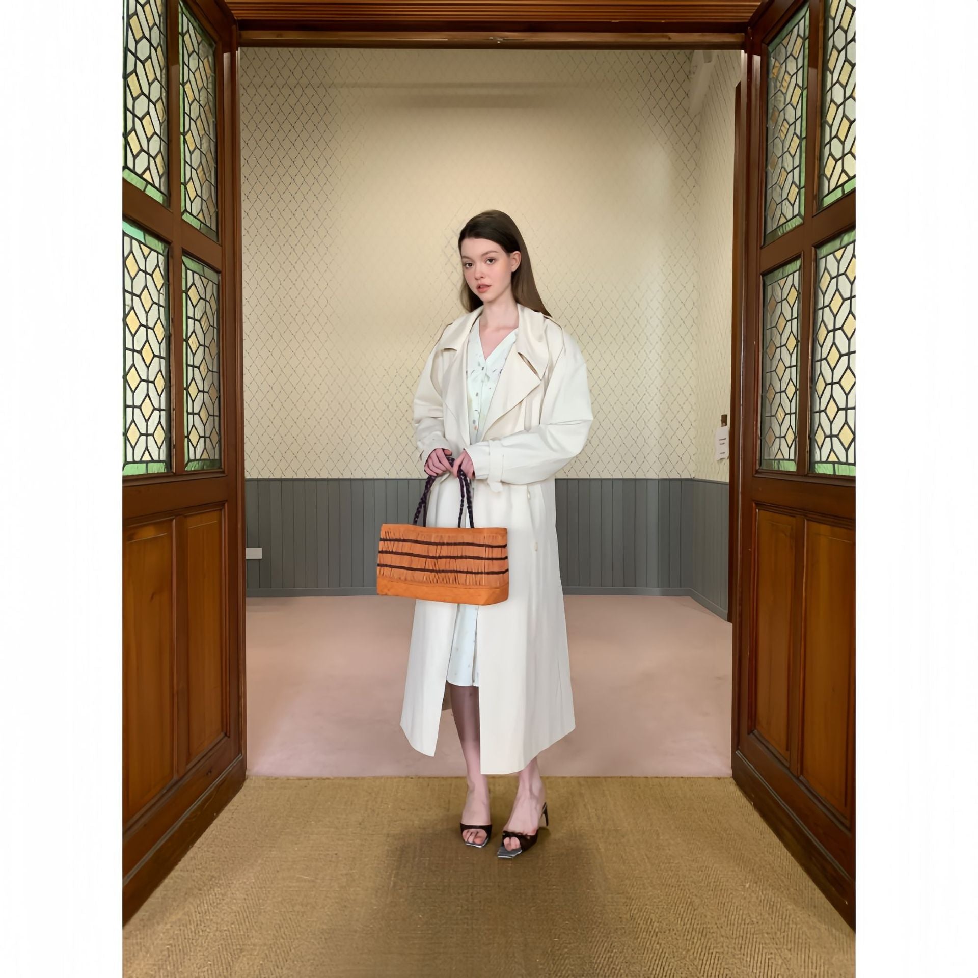 Loose temperament long trench coat