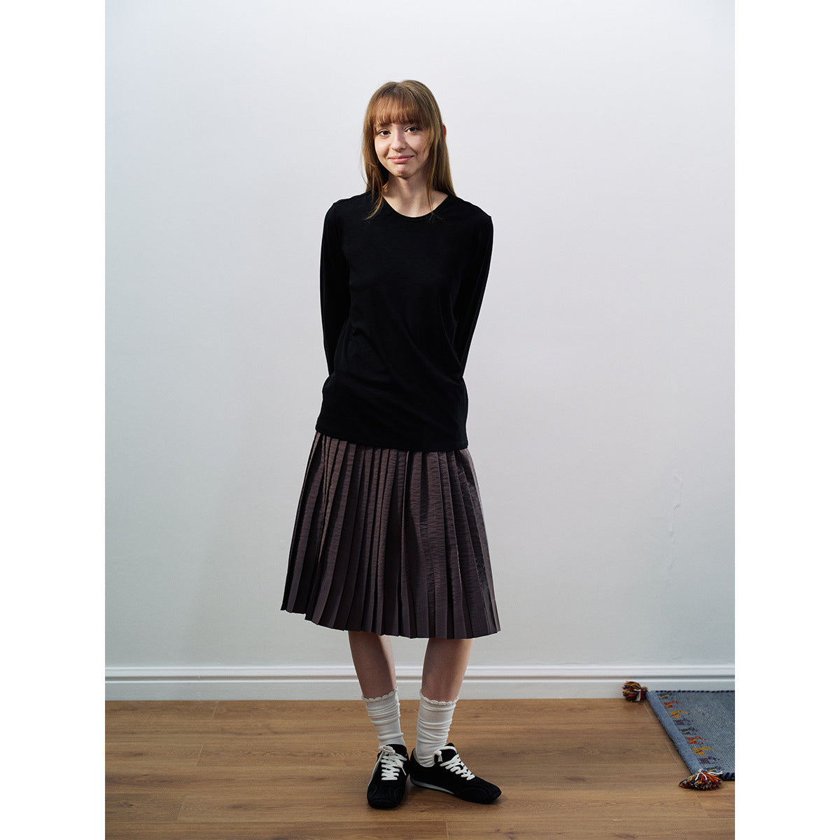 Spring casual solid color versatile modal cloud feeling easy pleated skirt