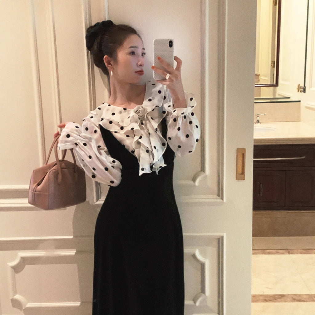Retro temperament deep V slim velvet suspender dress