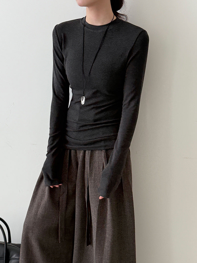 Chic slim-fitting and thin solid-color crew-neck bottoming shirt with front shoulder long-sleeved top in autumn