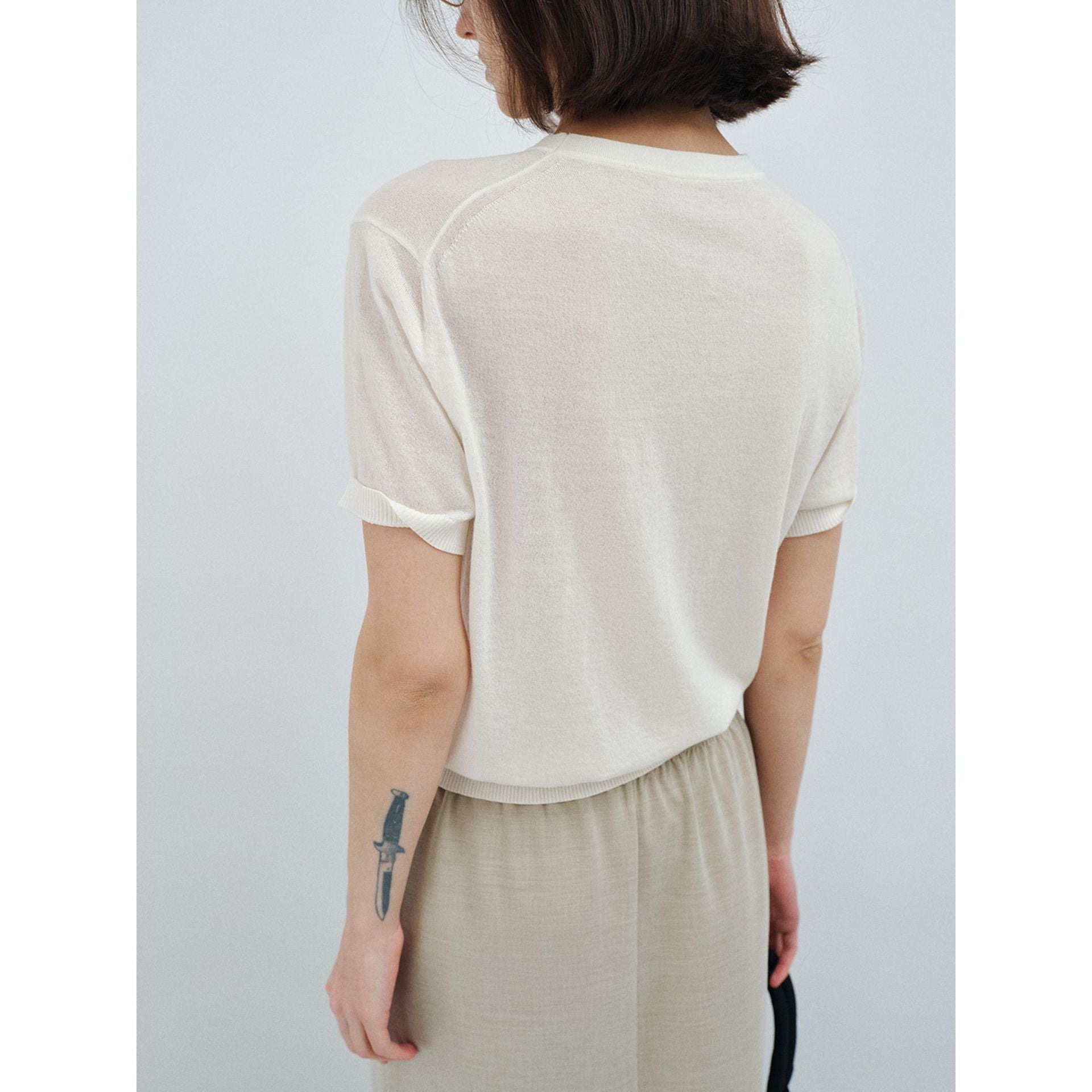 Spring light and soft acetate wool crew neck waist texture knitted sweater