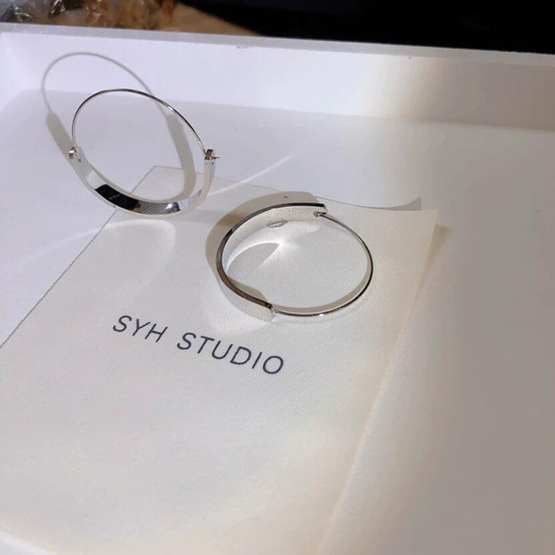 Temperament circle earrings women's fashion high sense INS wind round earrings personalized simple ear jewelry
