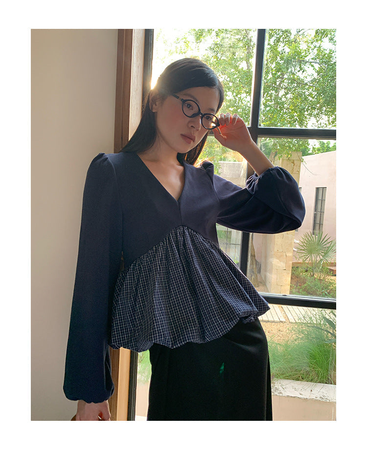 Sweet hem stitching long-sleeved v-neck top shirt