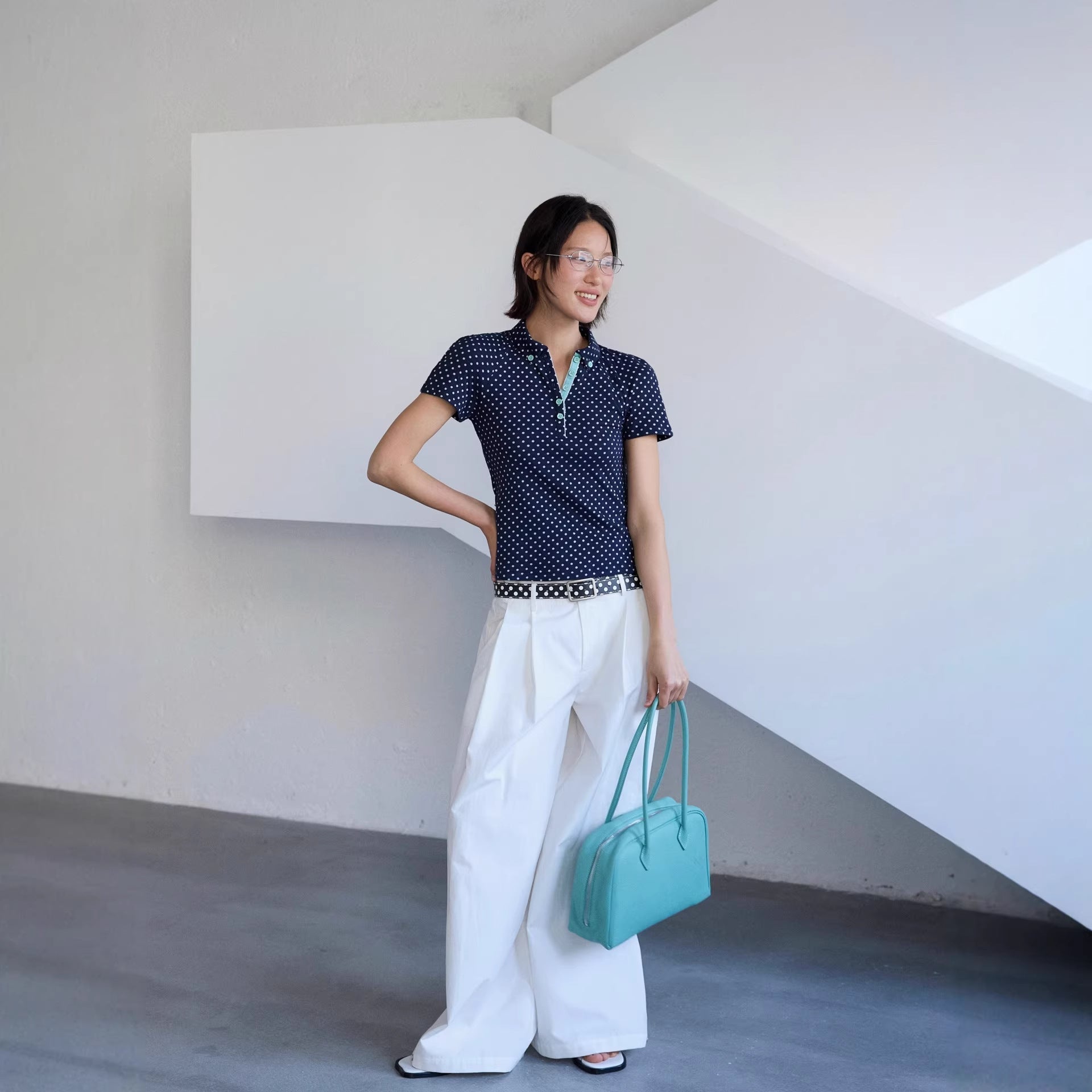 Paper-cuffed wide-leg slacks