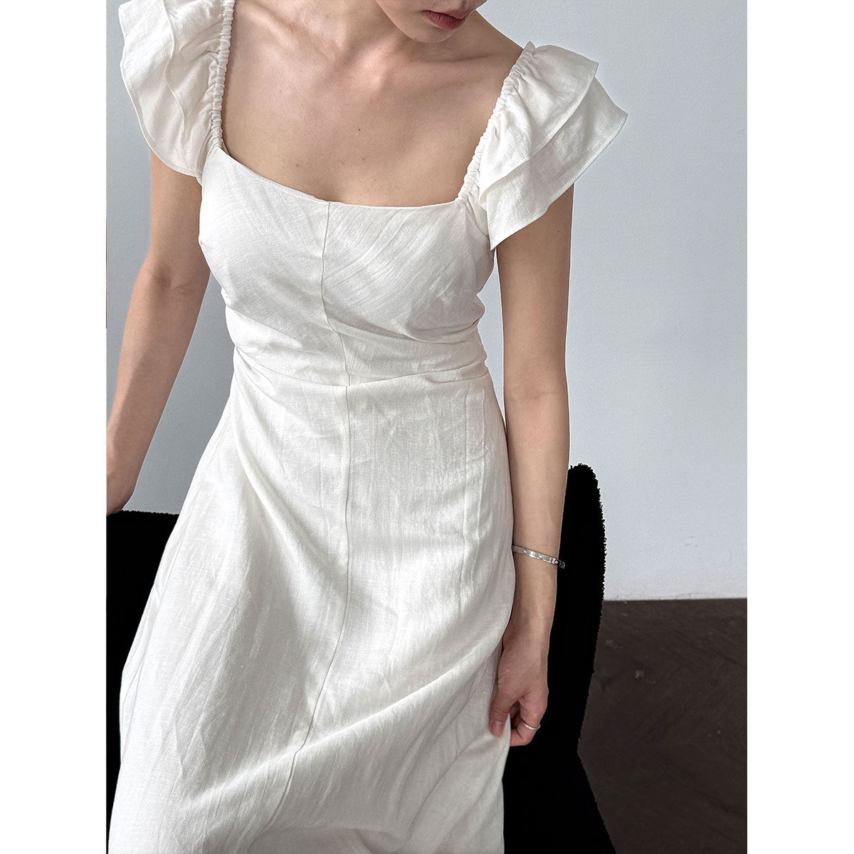 French small flying sleeve temperament dress summer new back hollow waist thin vest skirt