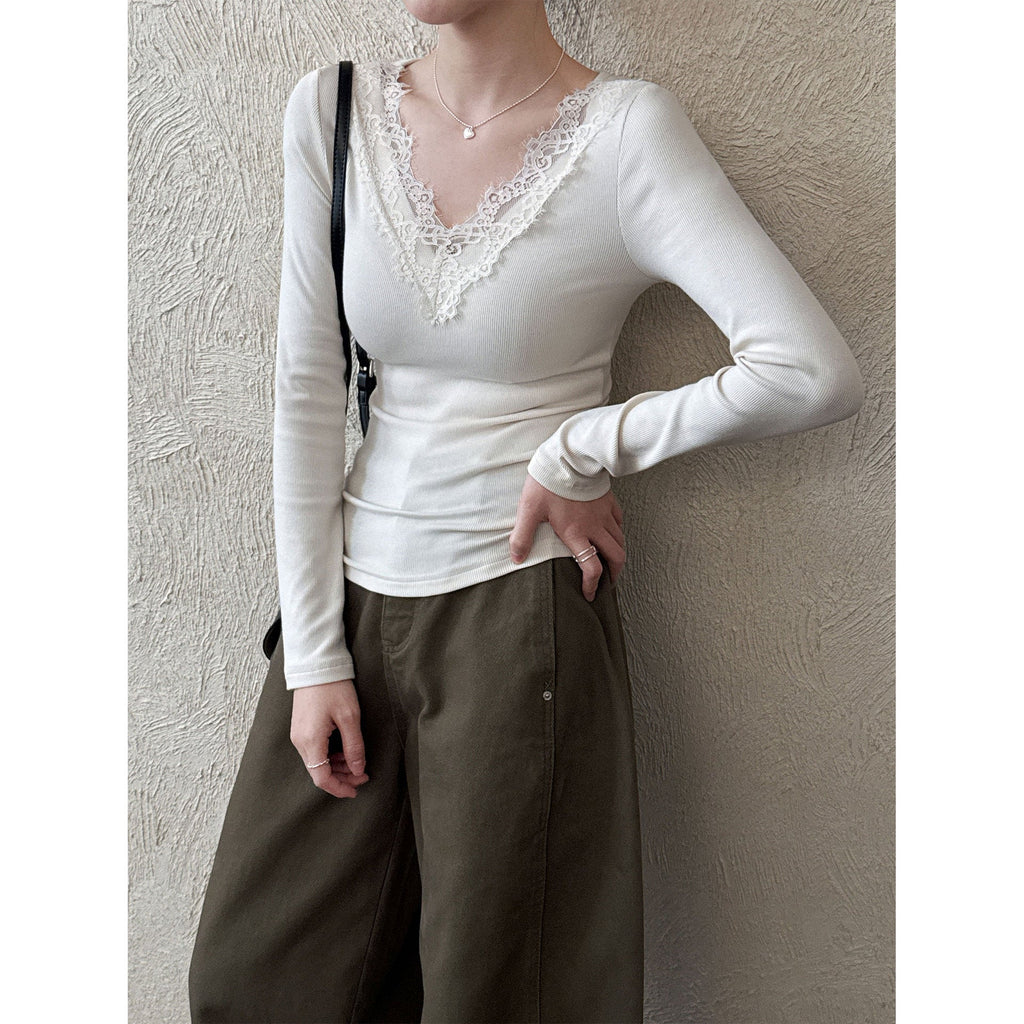 Korean gentle V-neck lace bottoming shirt women's early spring splicing knitted slim inner top