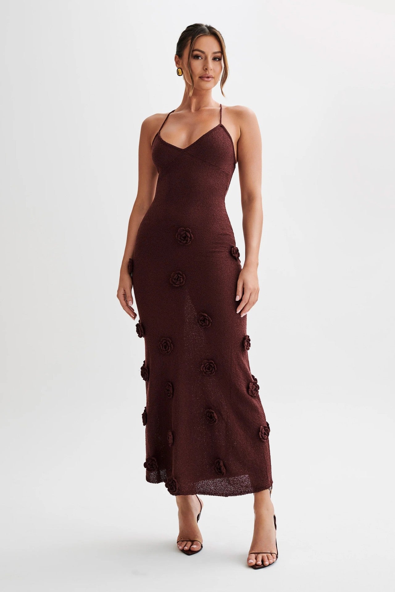 New suspender skirt sexy dress, three-dimensional flower knitted halter strap hip-wrapped dress