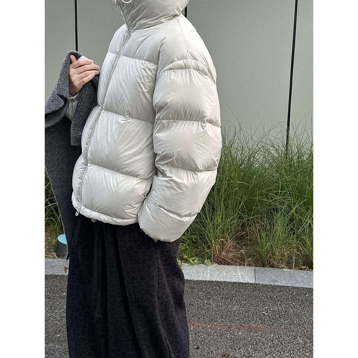 White duck down jacket women's new winter hooded warm fluffy down jacket