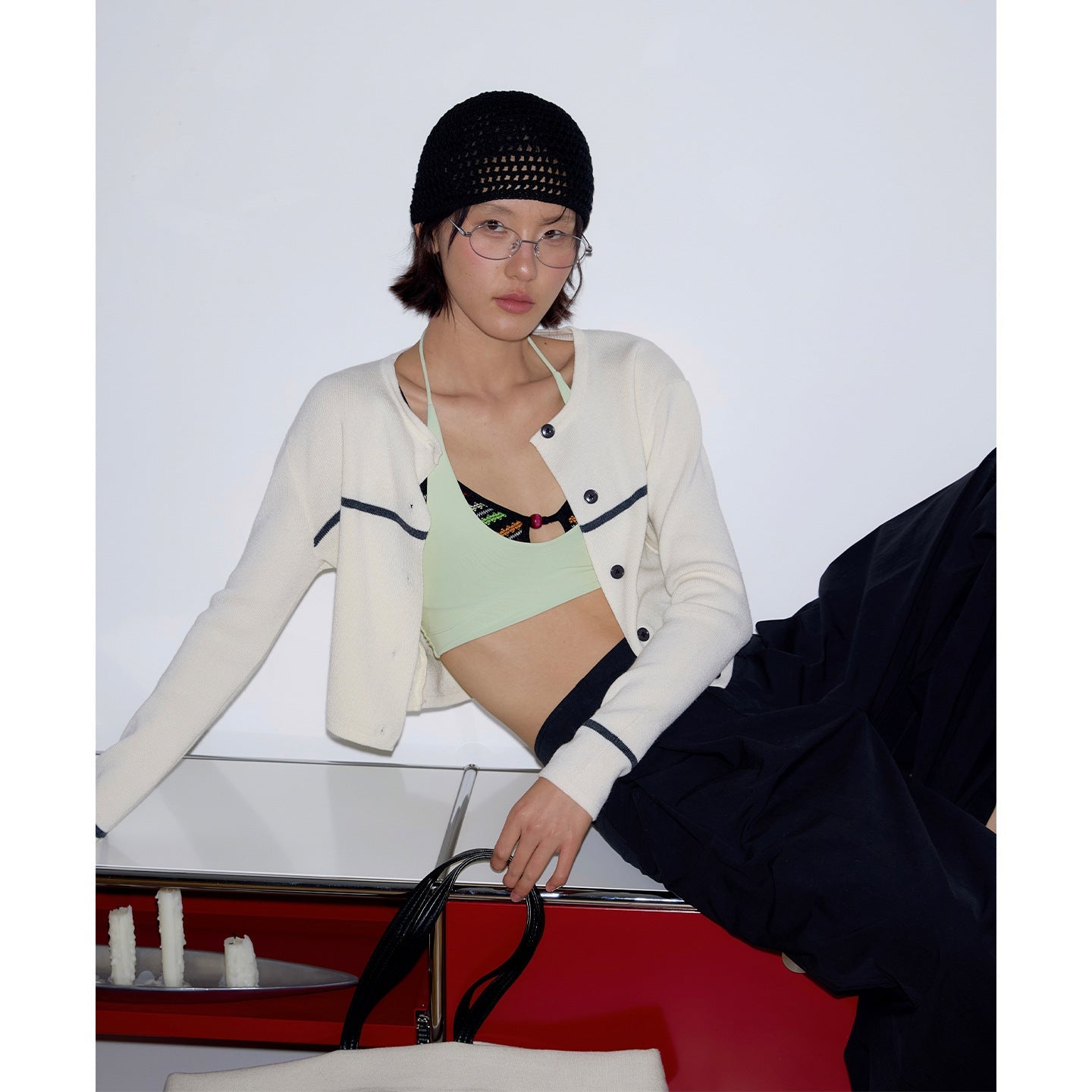 Korean niche contrasting color wool cardigan knitted sweater stacked with short tops